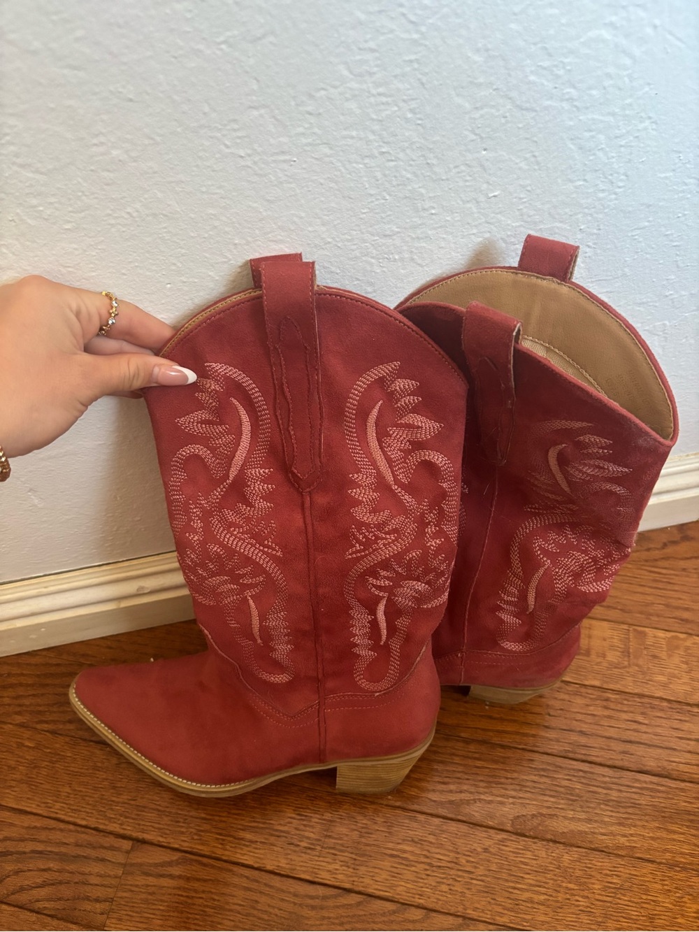 Buckle Red Suede Embroidered Western Heeled Boots